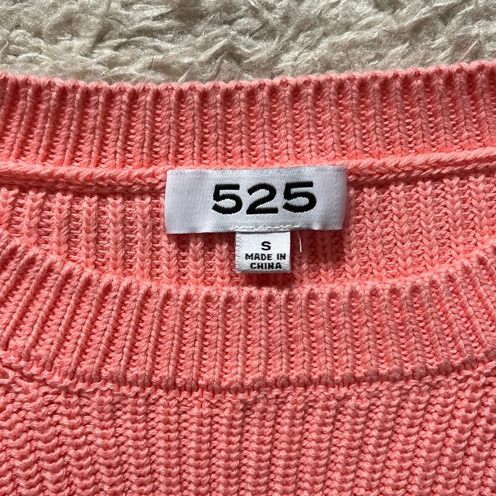 525 America size SMALL Emma Coral Crew Neck Sweater - Picture 3 of 12